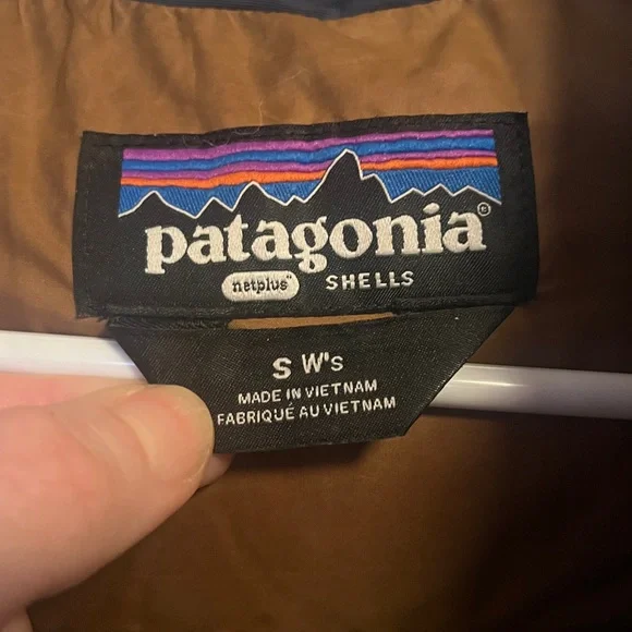 Patagonia Long Down Parka - Picture 3 of 6